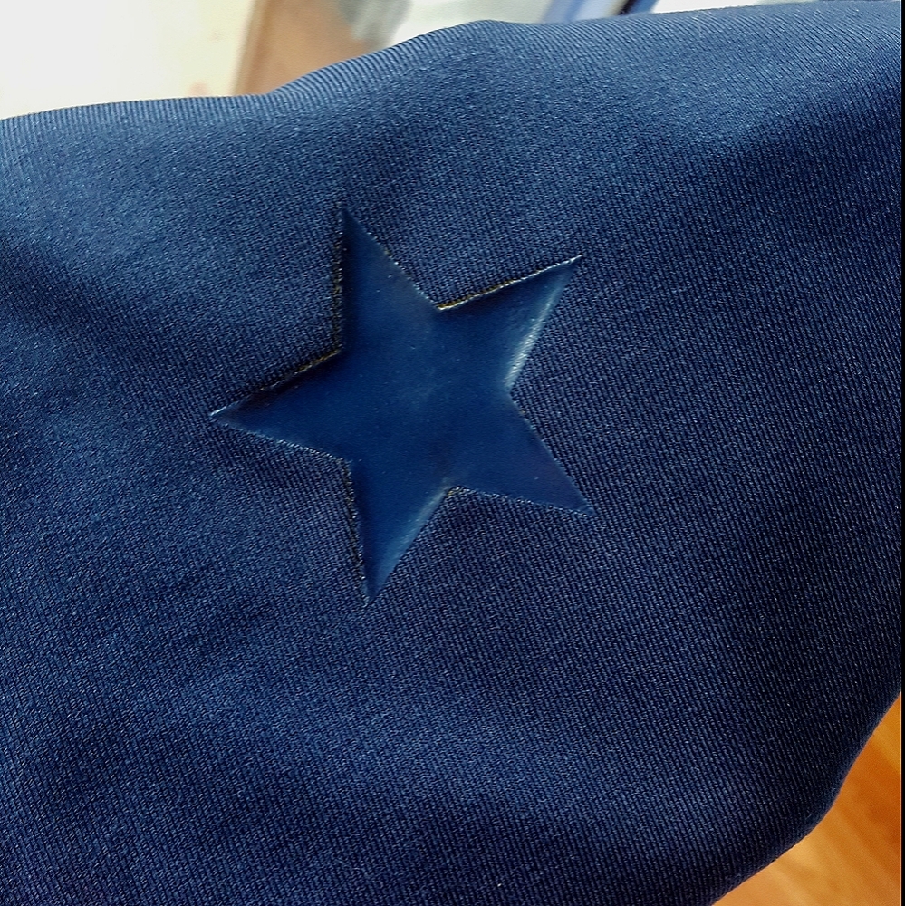 LAST REDUCTION BEFORE DONATION Jessica Simpson active legging pants blue stars S